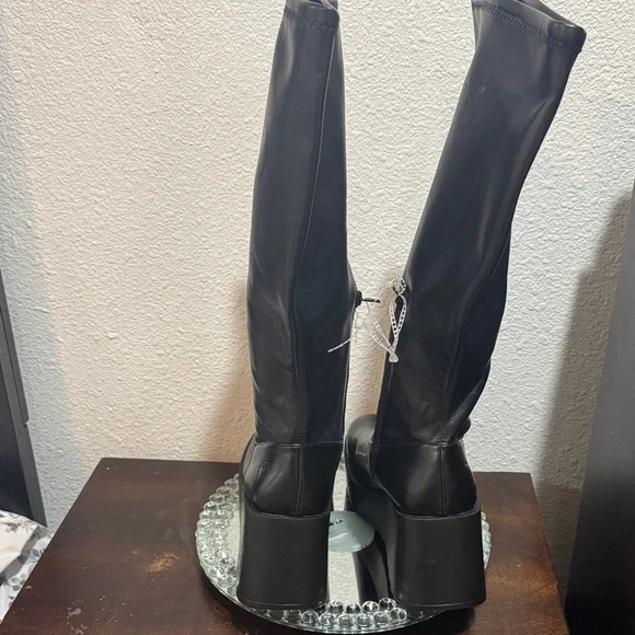 Sleek Black Over the Knee Boots NWOT - Picture 5 of 6